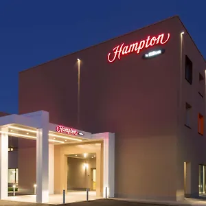 Отель Hampton By Hilton East